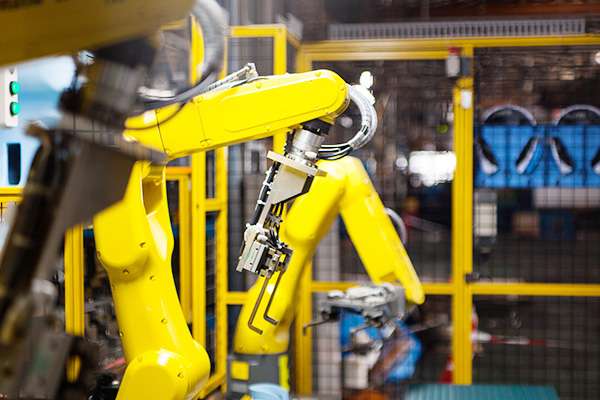 ロボットを使った自働搬送ライン